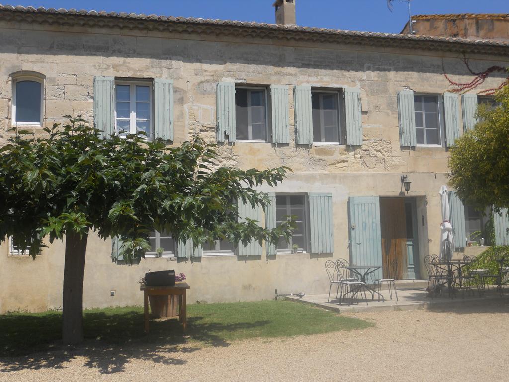 Mas Petit Prince Bed and Breakfast Arles Buitenkant foto